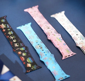 LaserPecker LP4でカラー加工したシリコン製Apple Watchバンド。